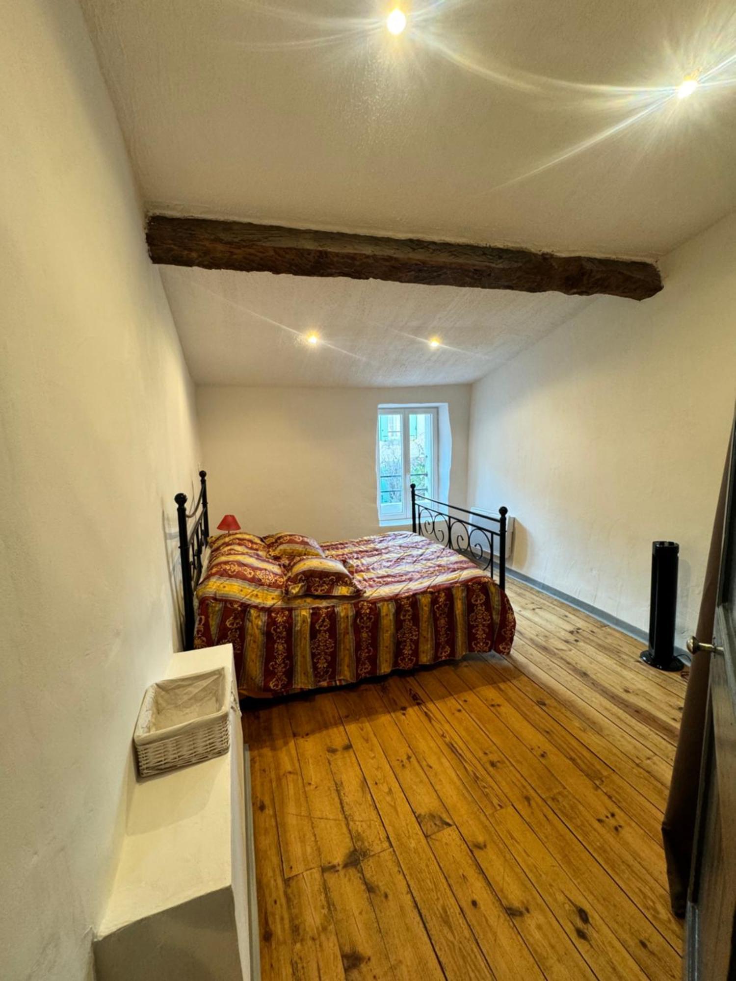 Charmante Maison De Village Bram Exteriér fotografie